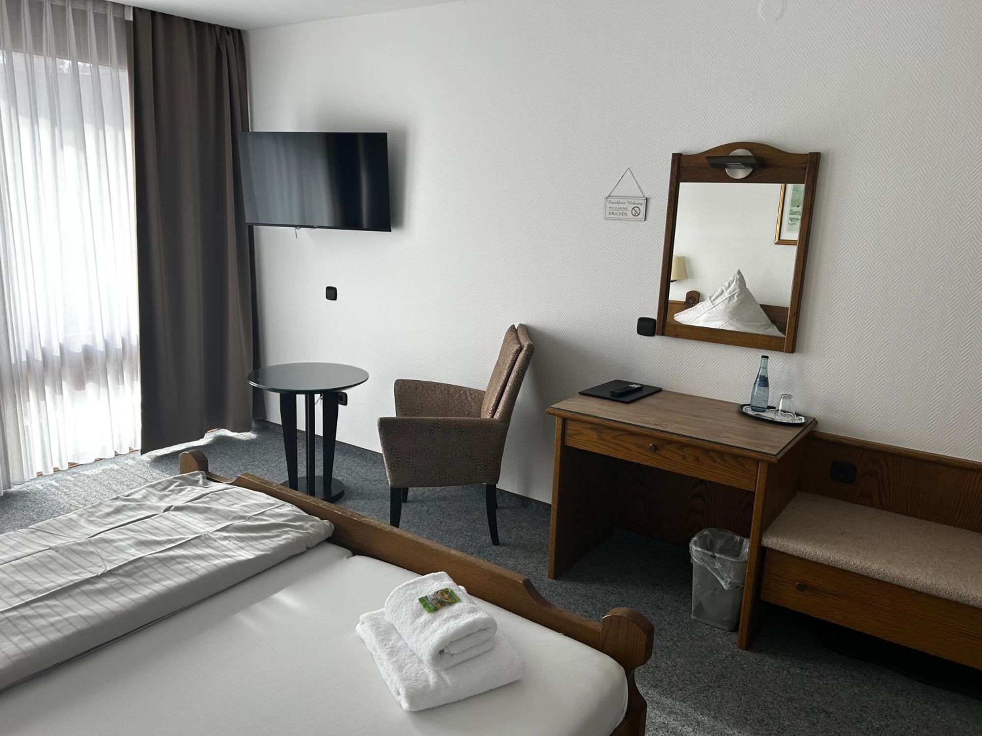 Landhotel Sonnenbuehl Bagian luar foto